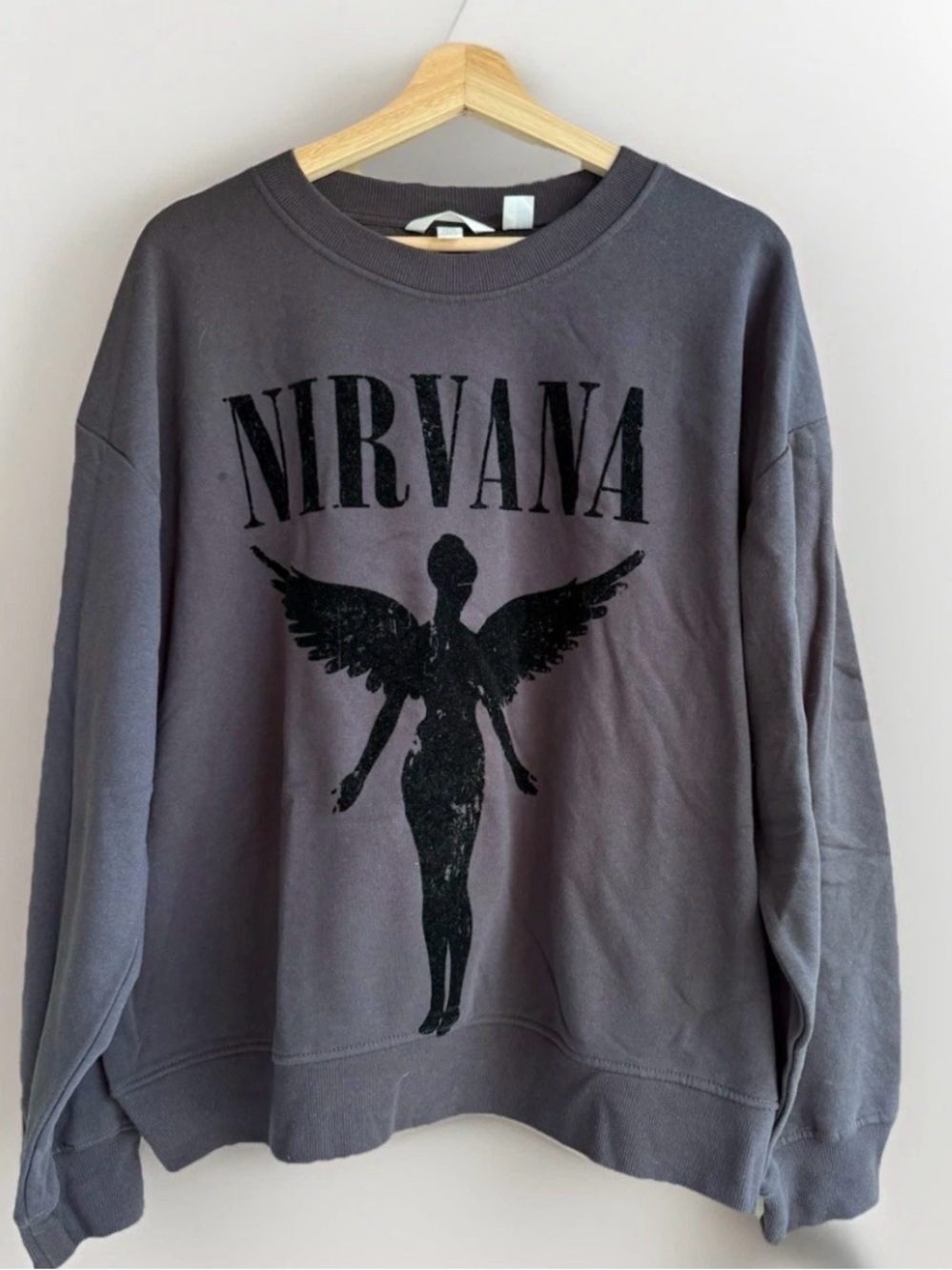 H&M Women's Gray Nirvana Graphic Crewneck Sweater